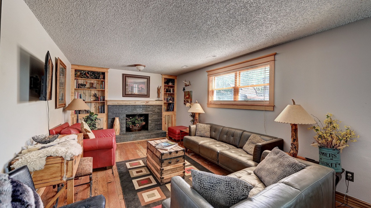Photo of Bedroom in Castlewood