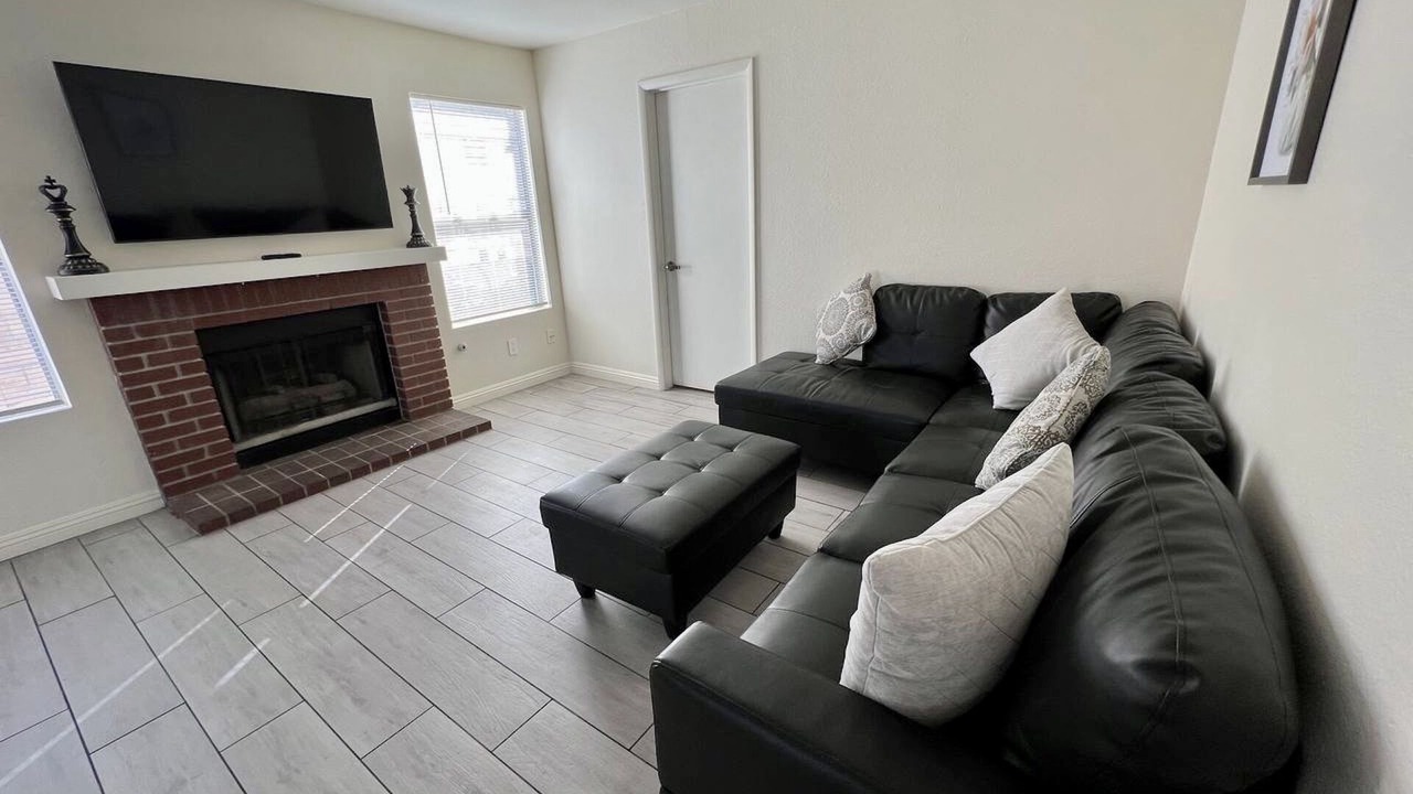 Photo of Livingroom in Spring Valley