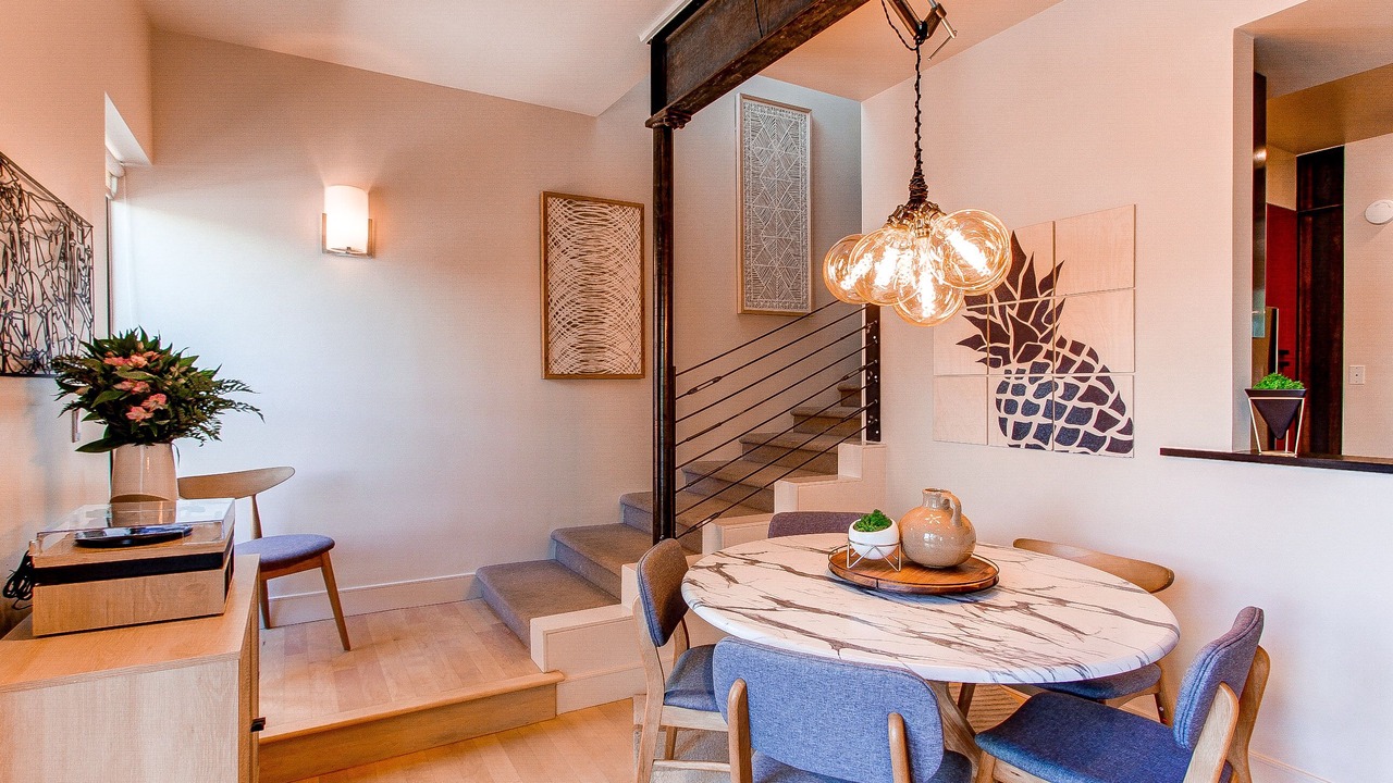 Photo of Livingroom in Five Points
