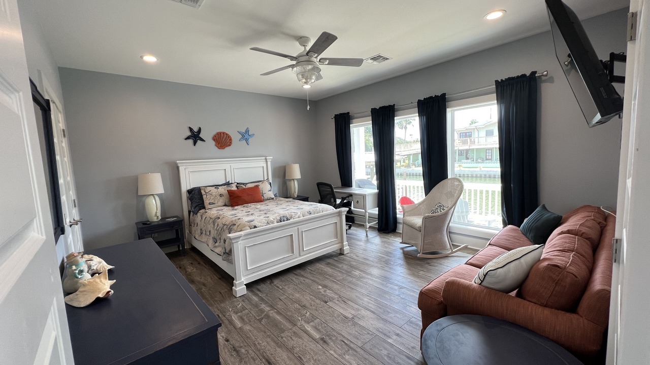 Photo of Bedroom in Key Allegro