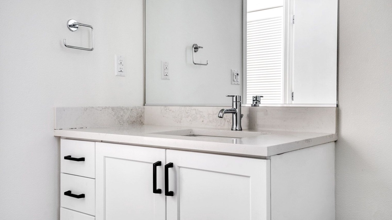 Photo of Bathroom in Central San Mateo