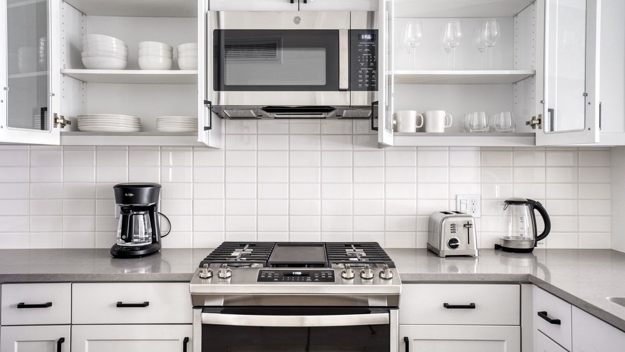 Photo of Kitchen in Central San Mateo