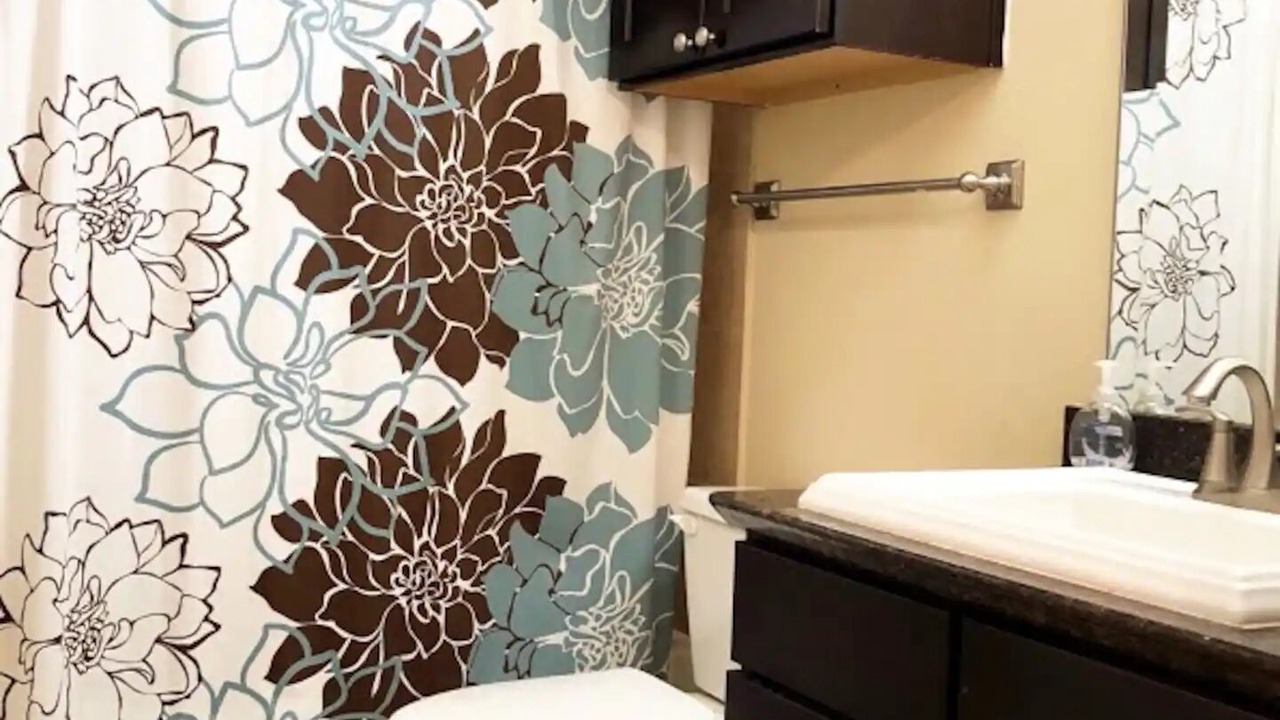 Photo of Bathroom in East Downtown Houston
