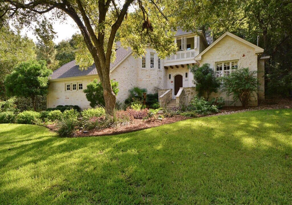 Photo of Outdoor in Rivercrest