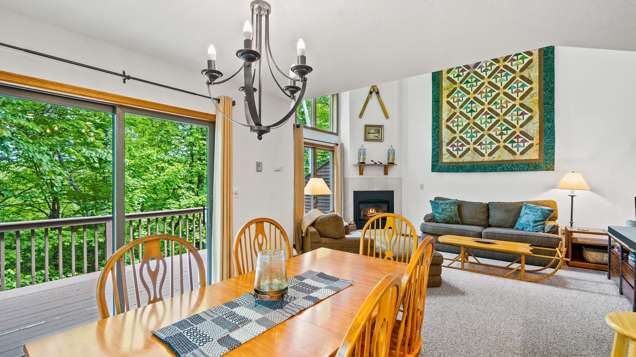 Photo of Livingroom in North Creek