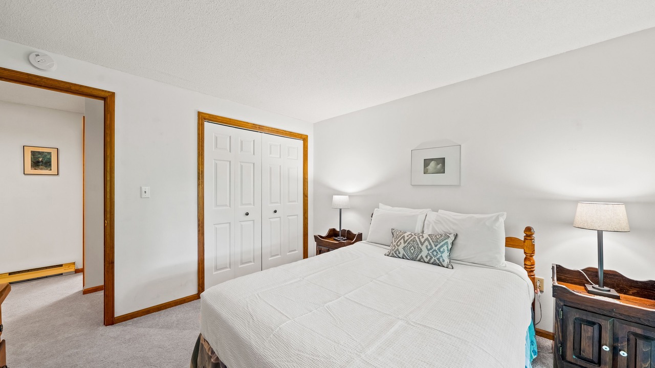 Photo of Bedroom in North Creek