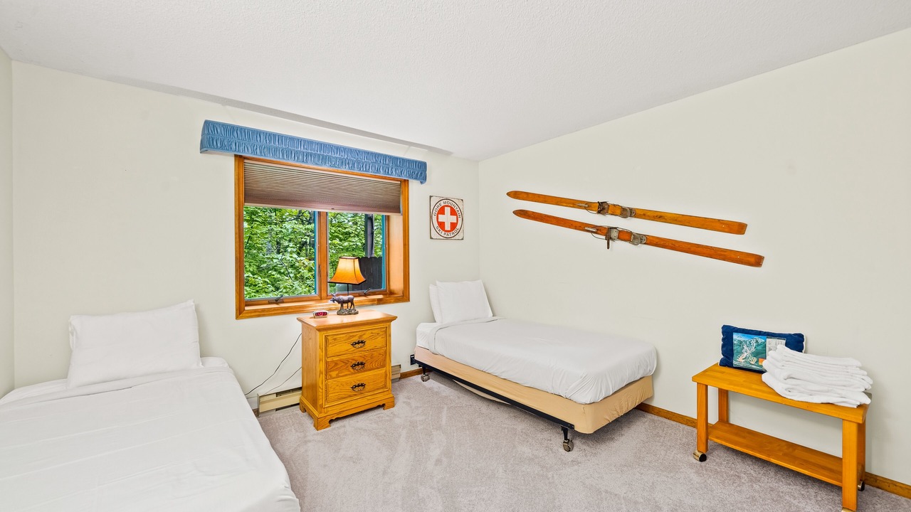 Photo of Bedroom in North Creek
