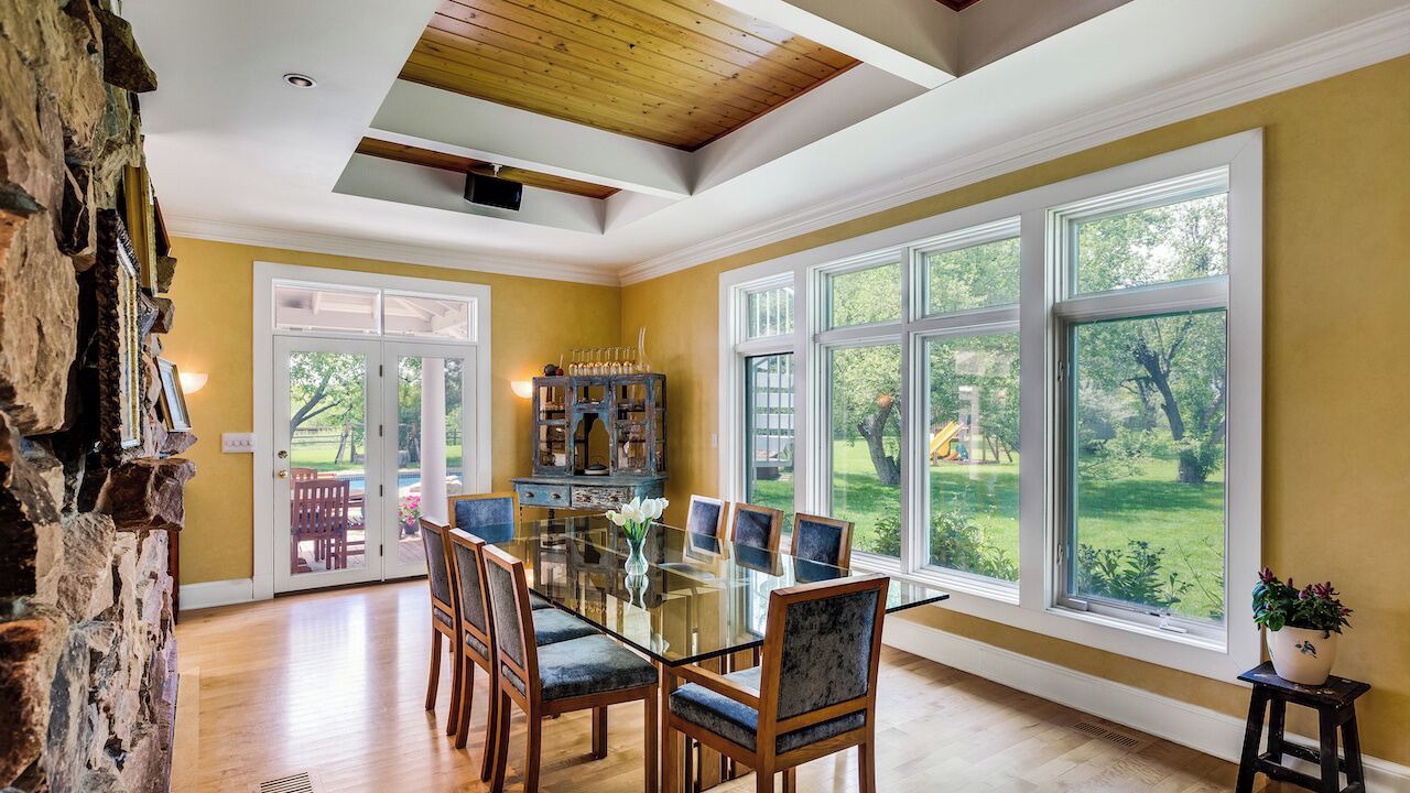 Photo of Livingroom in Gunbarrel