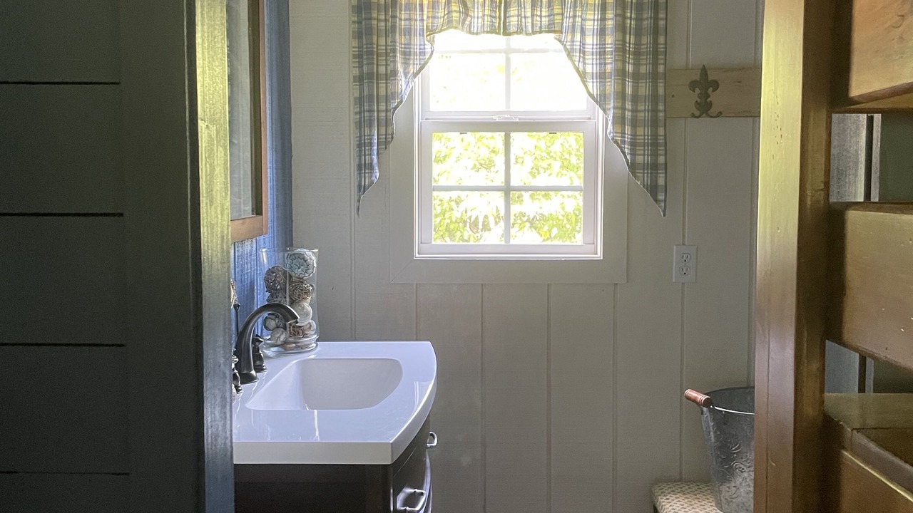 Photo of Bathroom in Olivehill