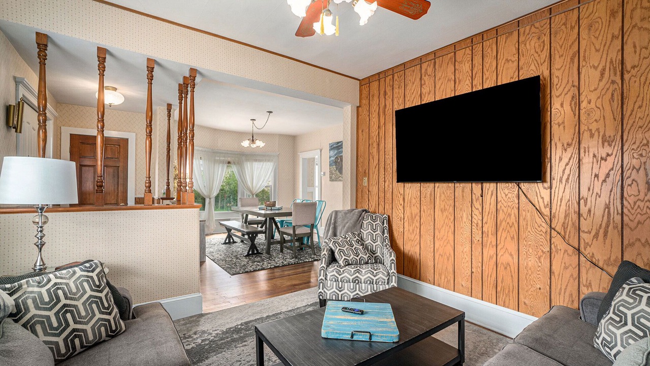 Photo of Livingroom in Castle Rock