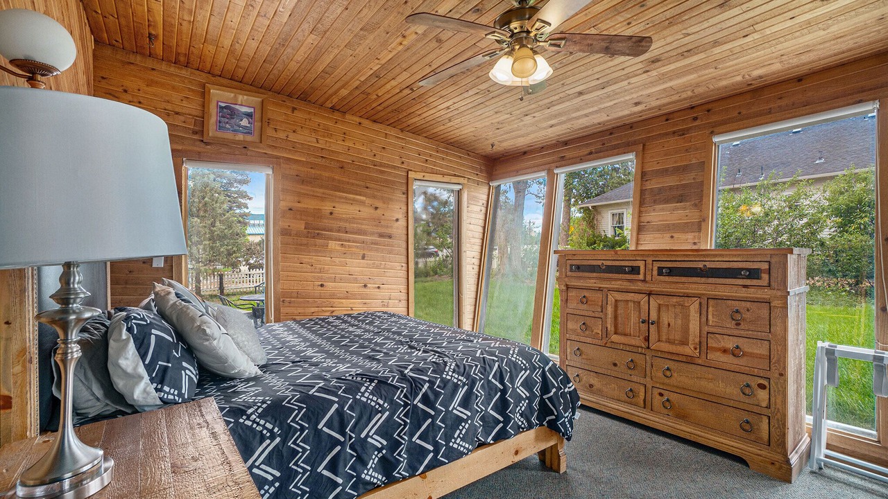 Photo of Bedroom in Castle Rock