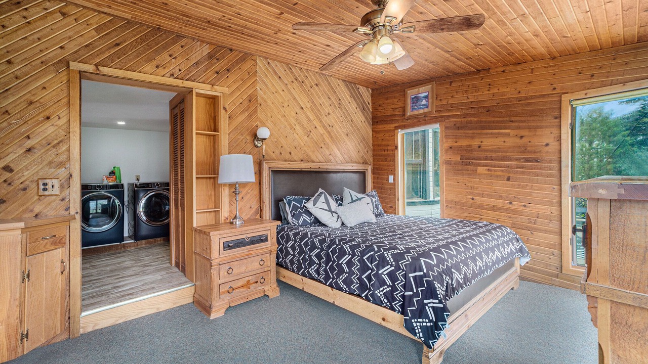 Photo of Bedroom in Castle Rock
