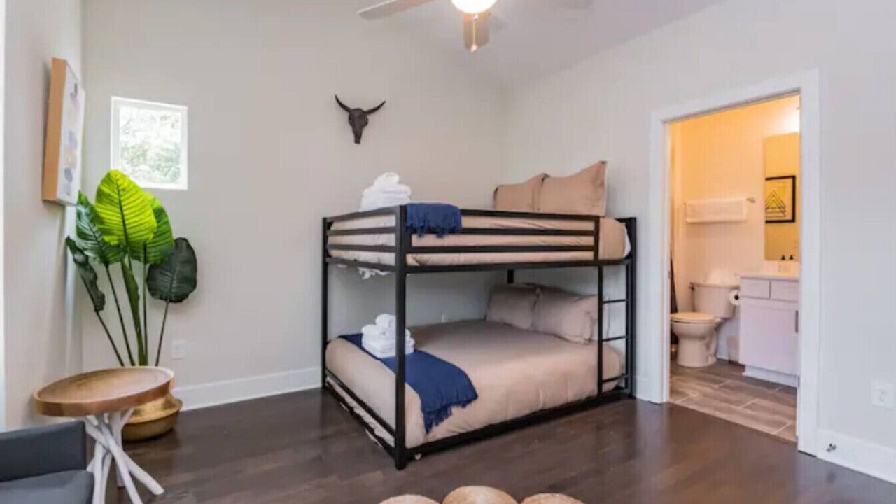 Photo of Bedroom in Historic Waverly