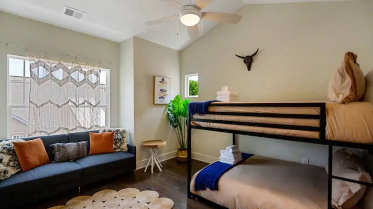 Photo of Bedroom in Historic Waverly