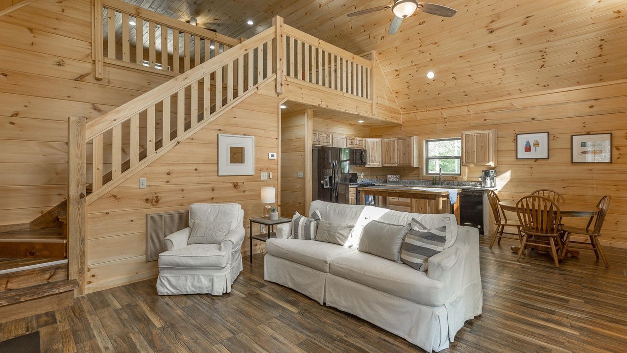 Photo of Livingroom in Chickamauga Lake