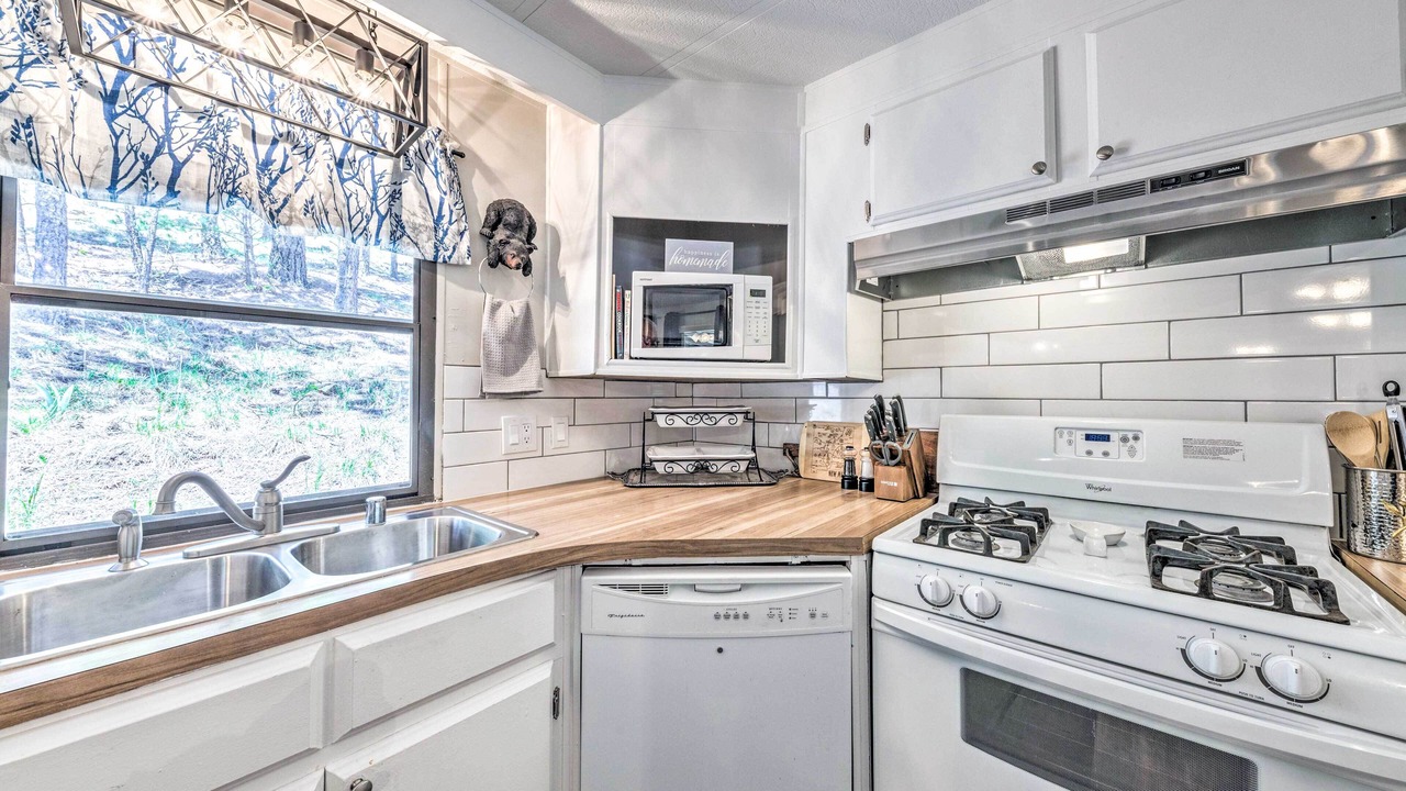 Photo of Kitchen in Cloudcroft