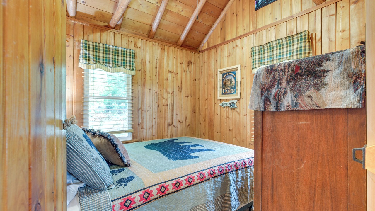 Photo of Bedroom in St Germain