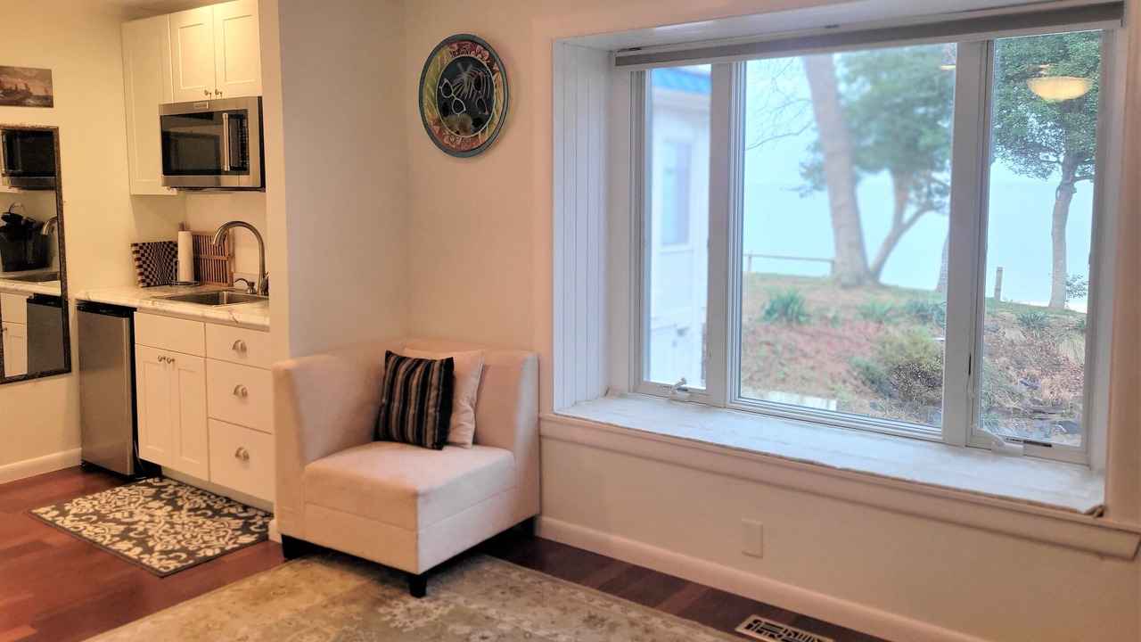Photo of Bathroom in Calvert Beach-Long Beach