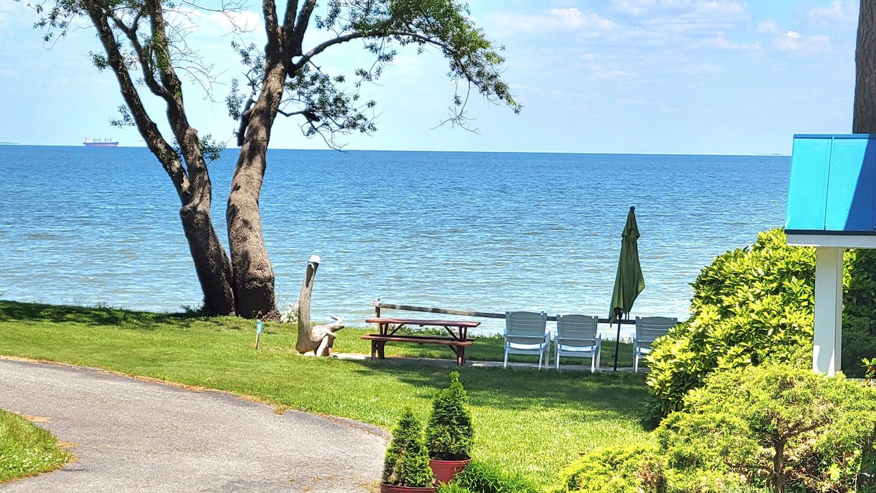 Photo of Others in Calvert Beach-Long Beach