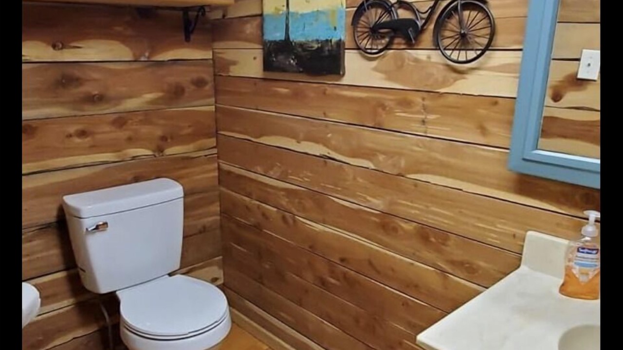 Photo of Bathroom in Olivehill