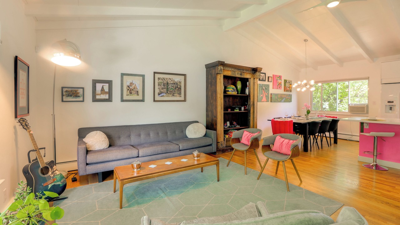 Photo of Livingroom in Applewood Villages