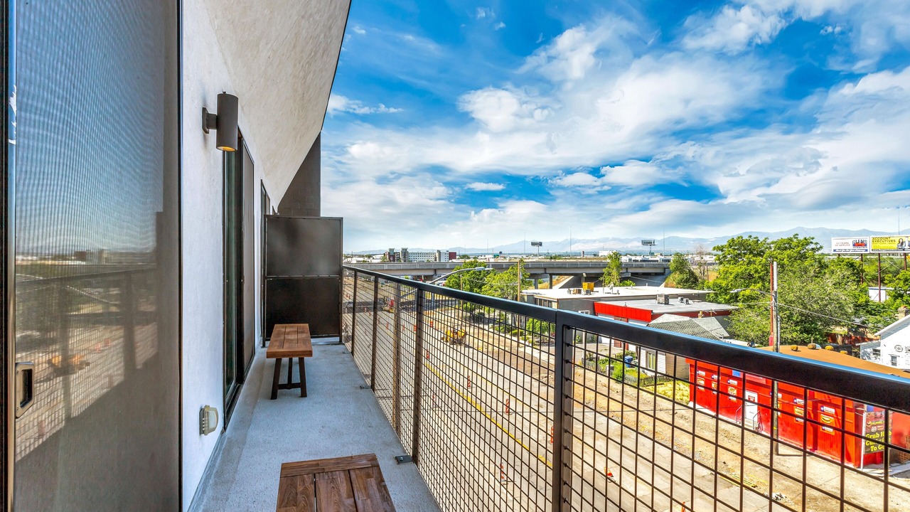 Photo of Outdoor in People's Freeway