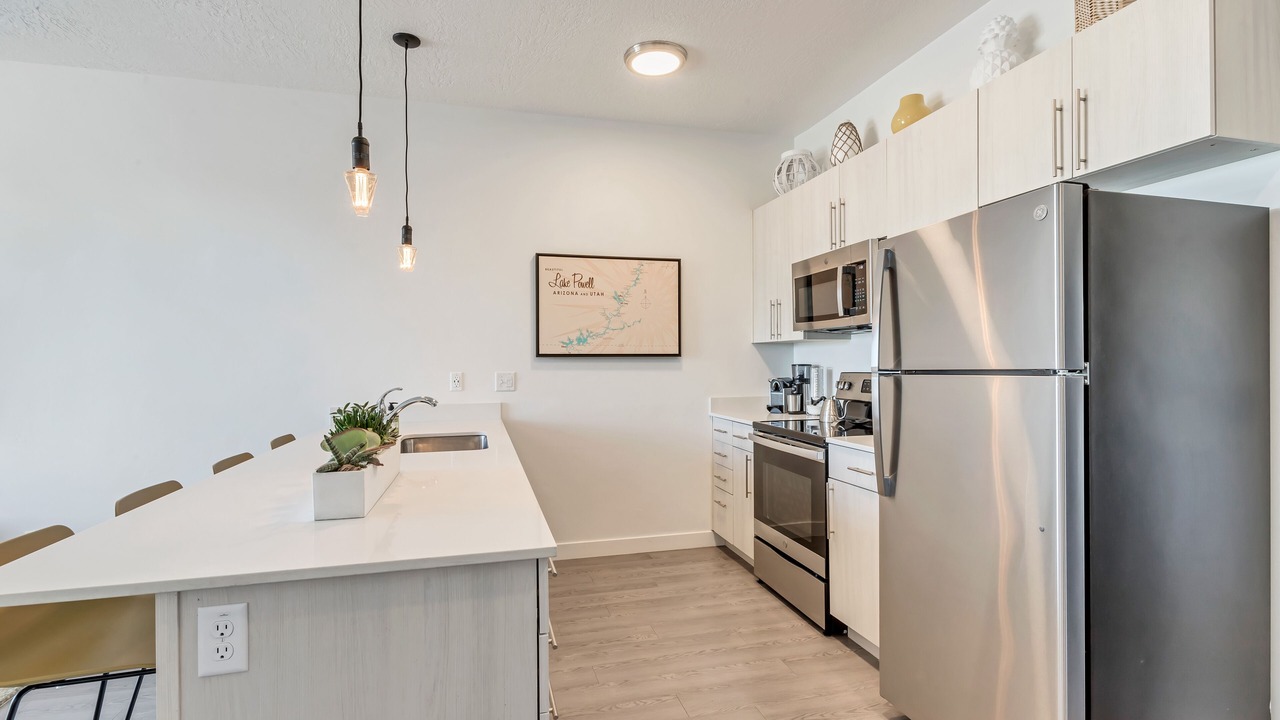 Photo of Kitchen in People's Freeway