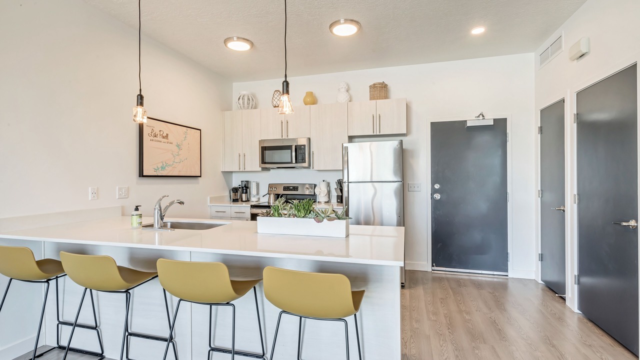 Photo of Kitchen in People's Freeway