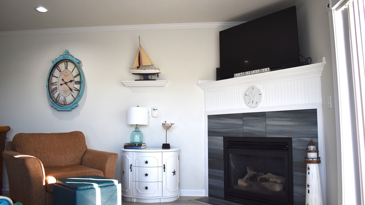Photo of Livingroom in Historic Bayfront