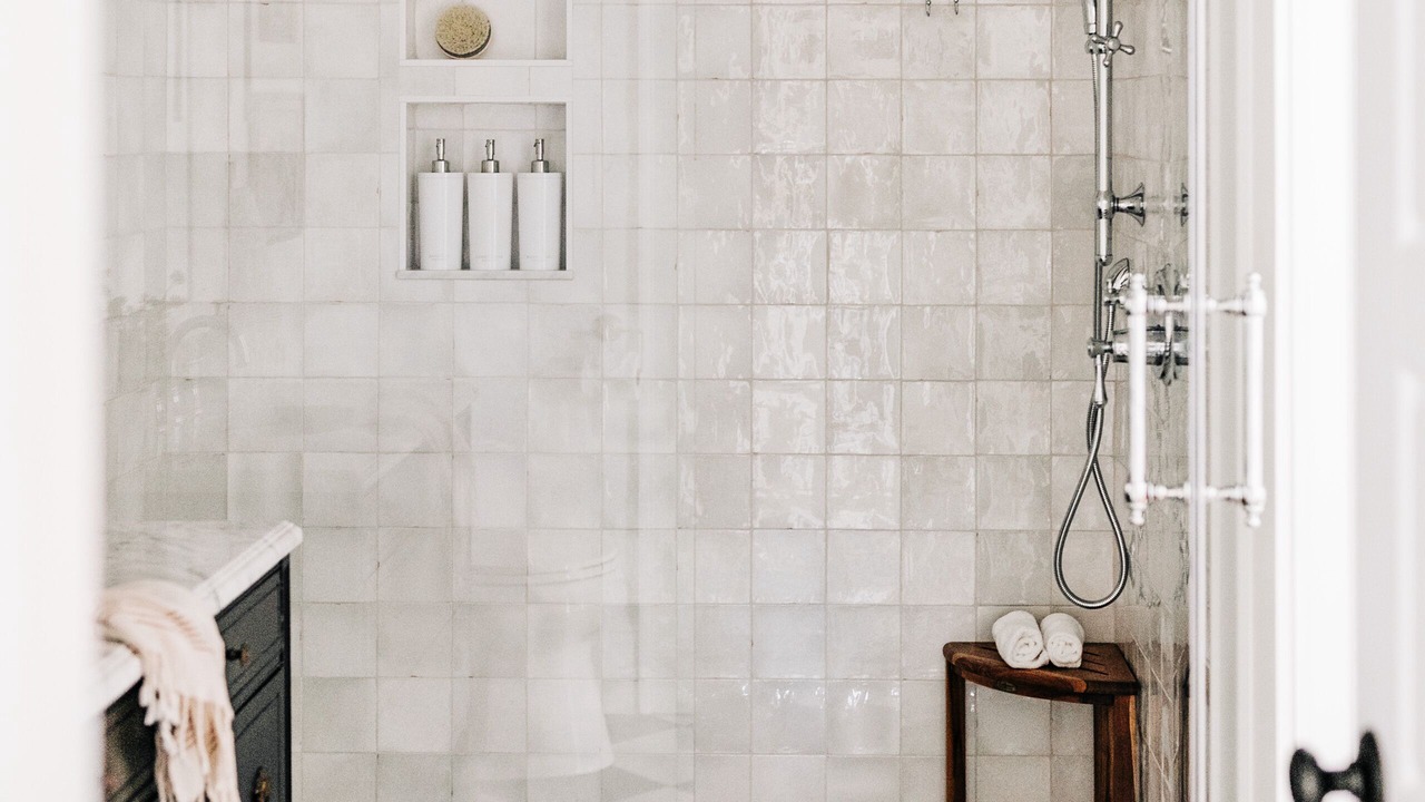 Photo of Bathroom in Pettigru Street Historic District