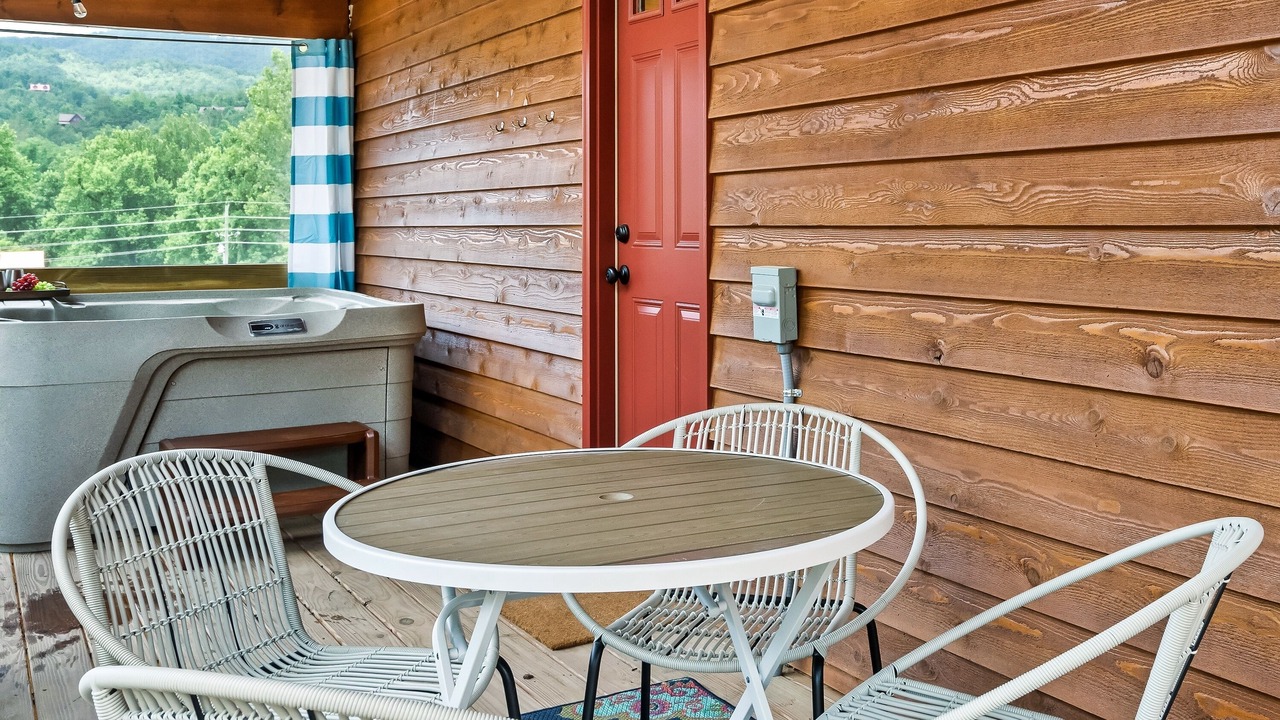 Photo of Outdoor in White Oak Lodge