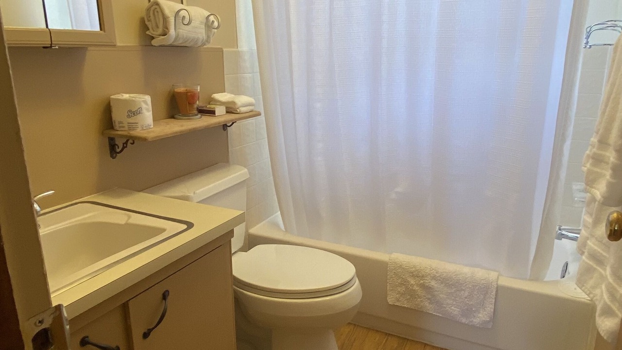 Photo of Bathroom in Cedaredge