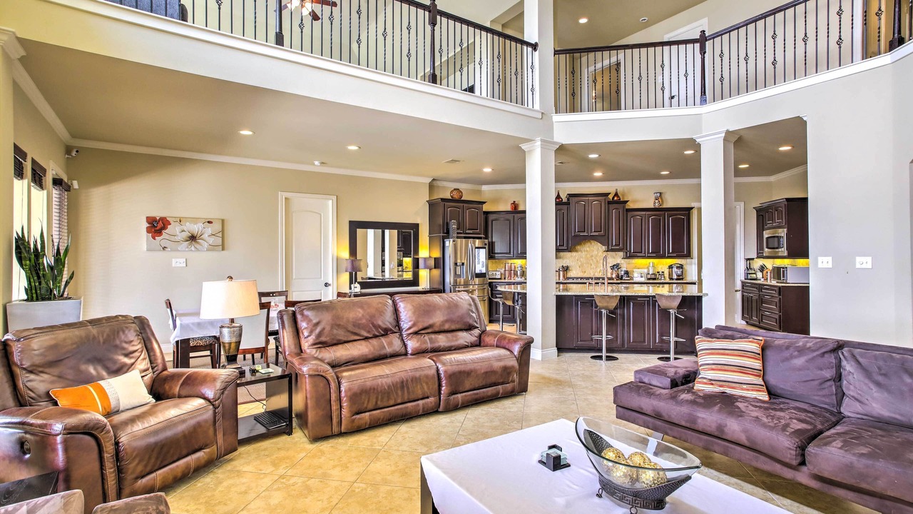 Photo of Livingroom in Lake Houston