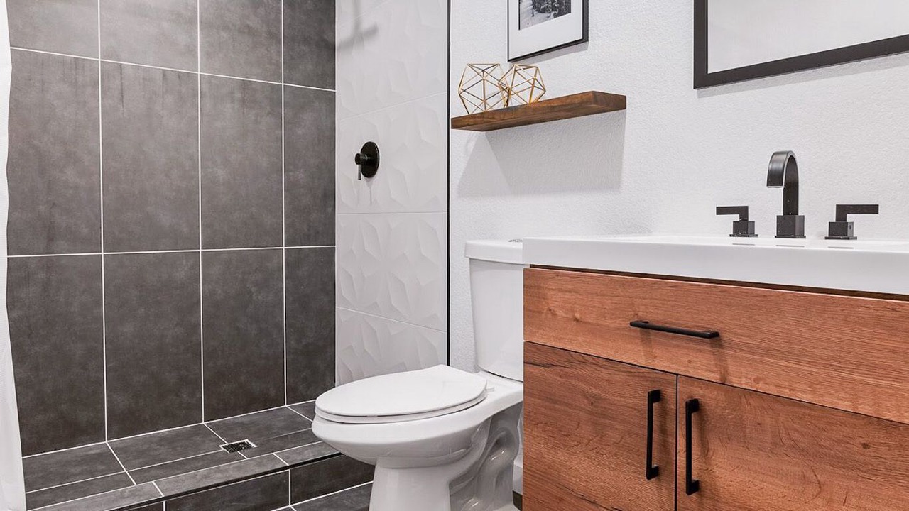 Photo of Bathroom in Alta Vista Area