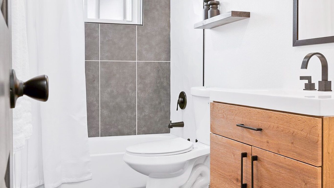 Photo of Bathroom in Alta Vista Area