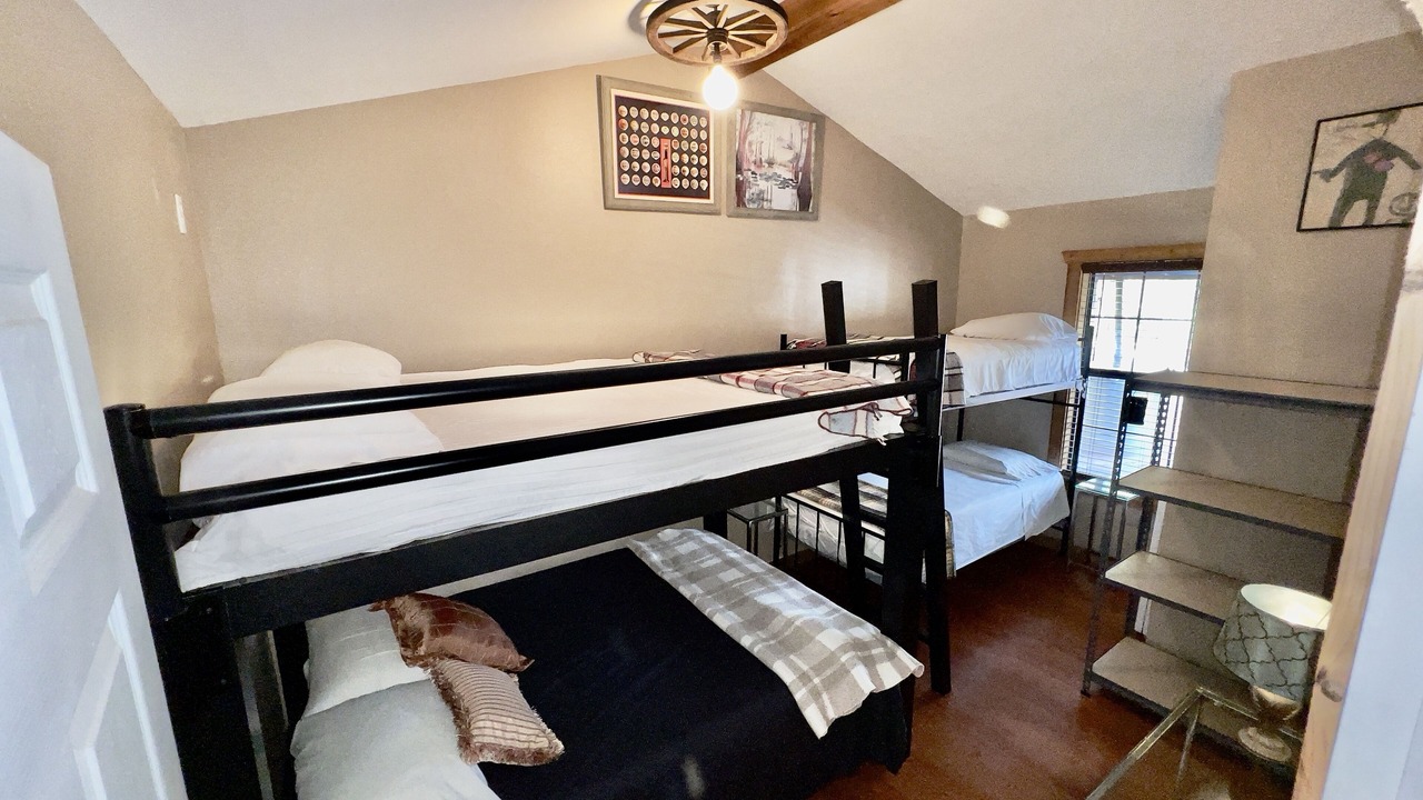 Photo of Bedroom in Utopia