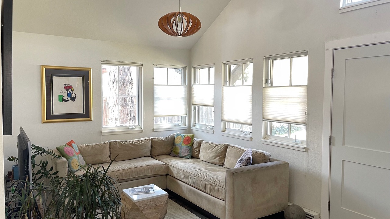 Photo of Livingroom in Newlands