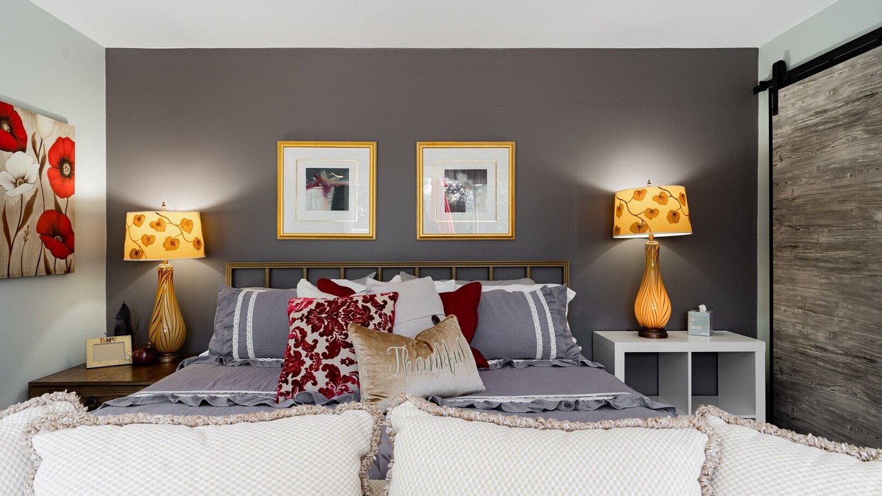 Photo of Bedroom in Elkhorn