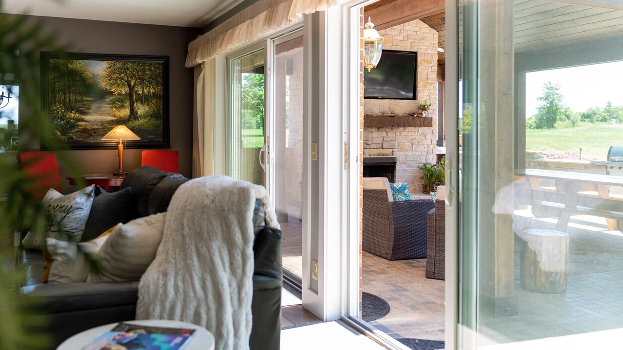 Photo of Livingroom in Elkhorn