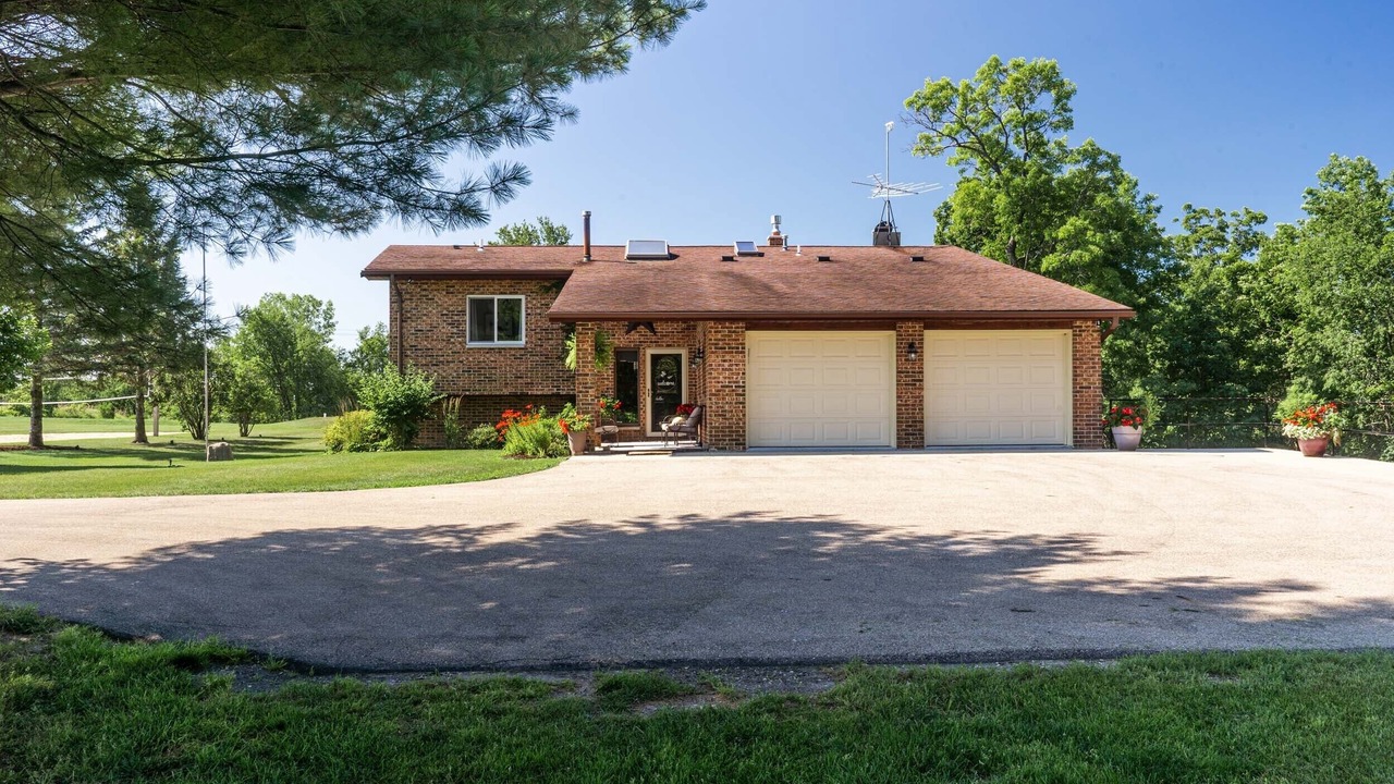 Photo of Outdoor in Elkhorn
