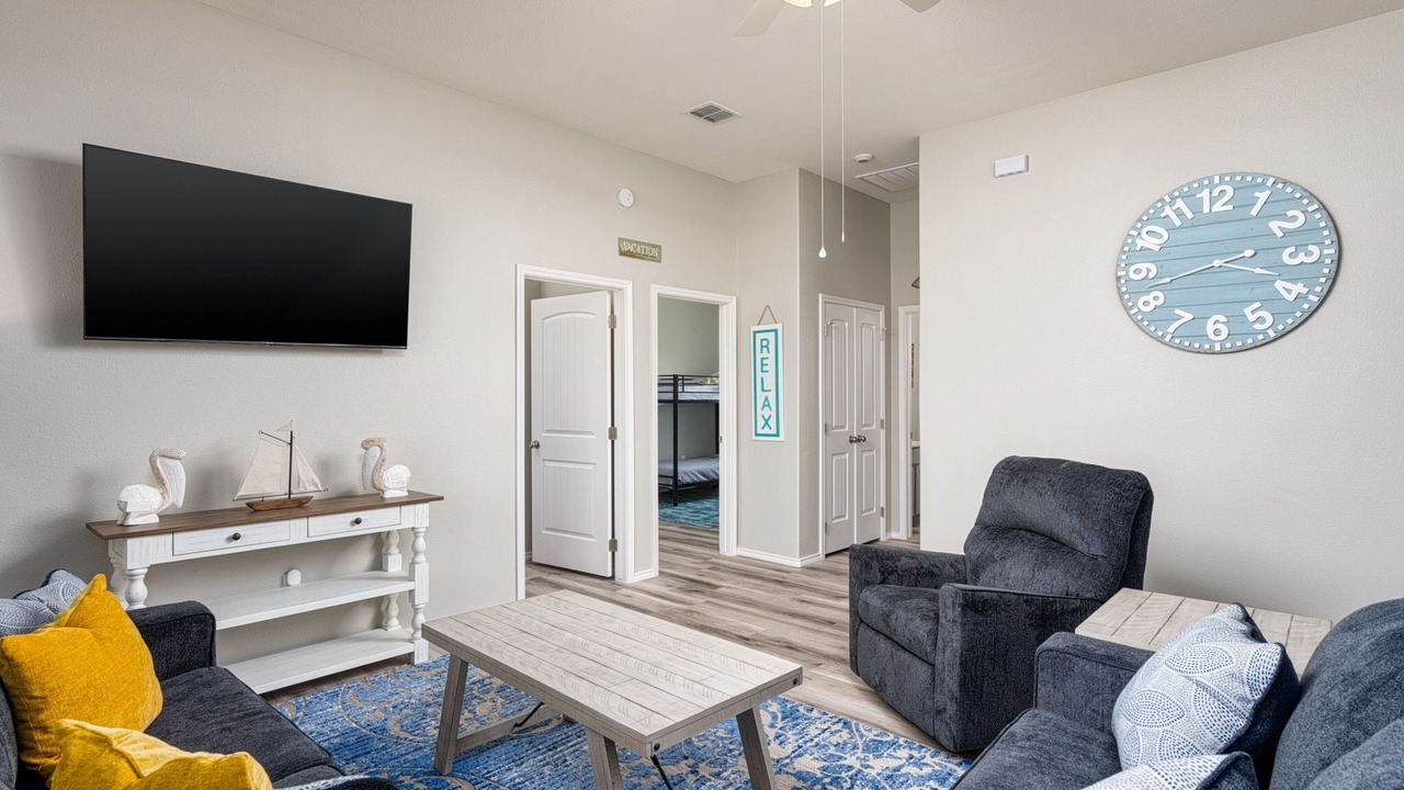Photo of Livingroom in Palm Harbor
