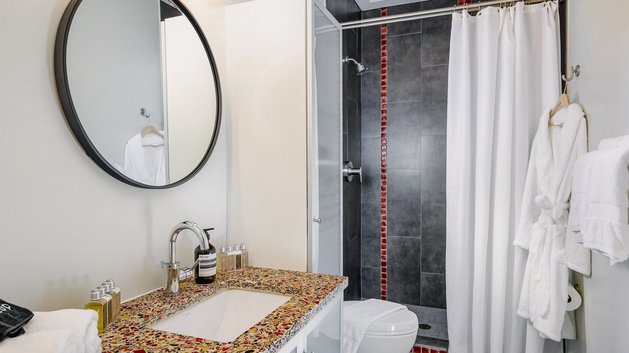 Photo of Bathroom in Green Meadows