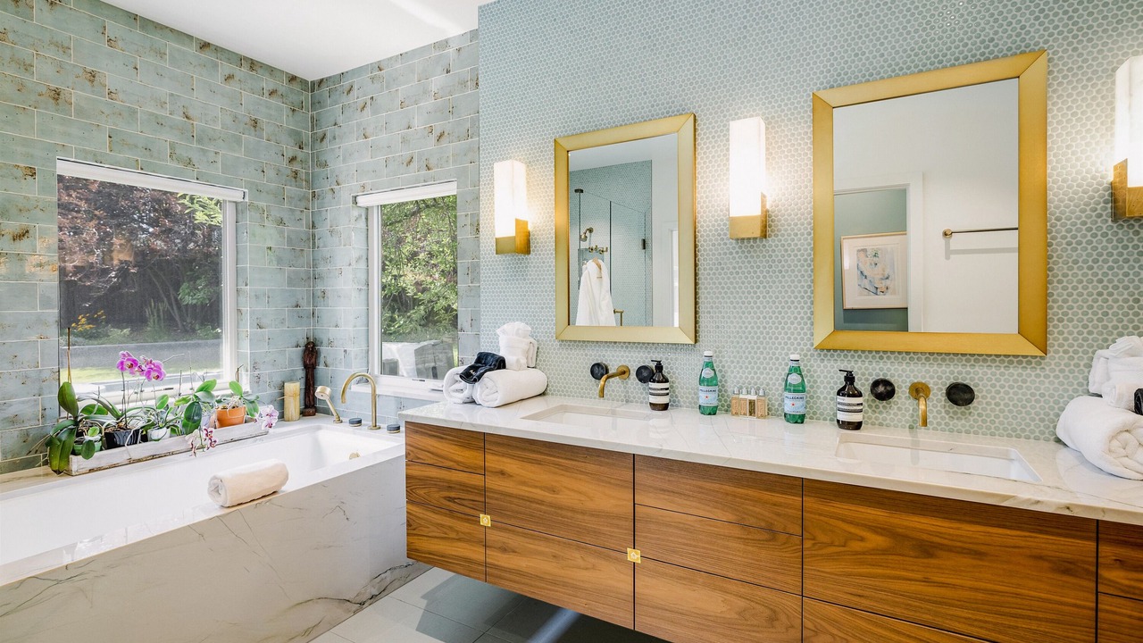Photo of Bathroom in Green Meadows