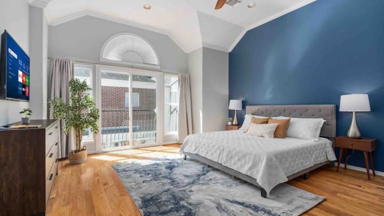 Photo of Bedroom in Midtown