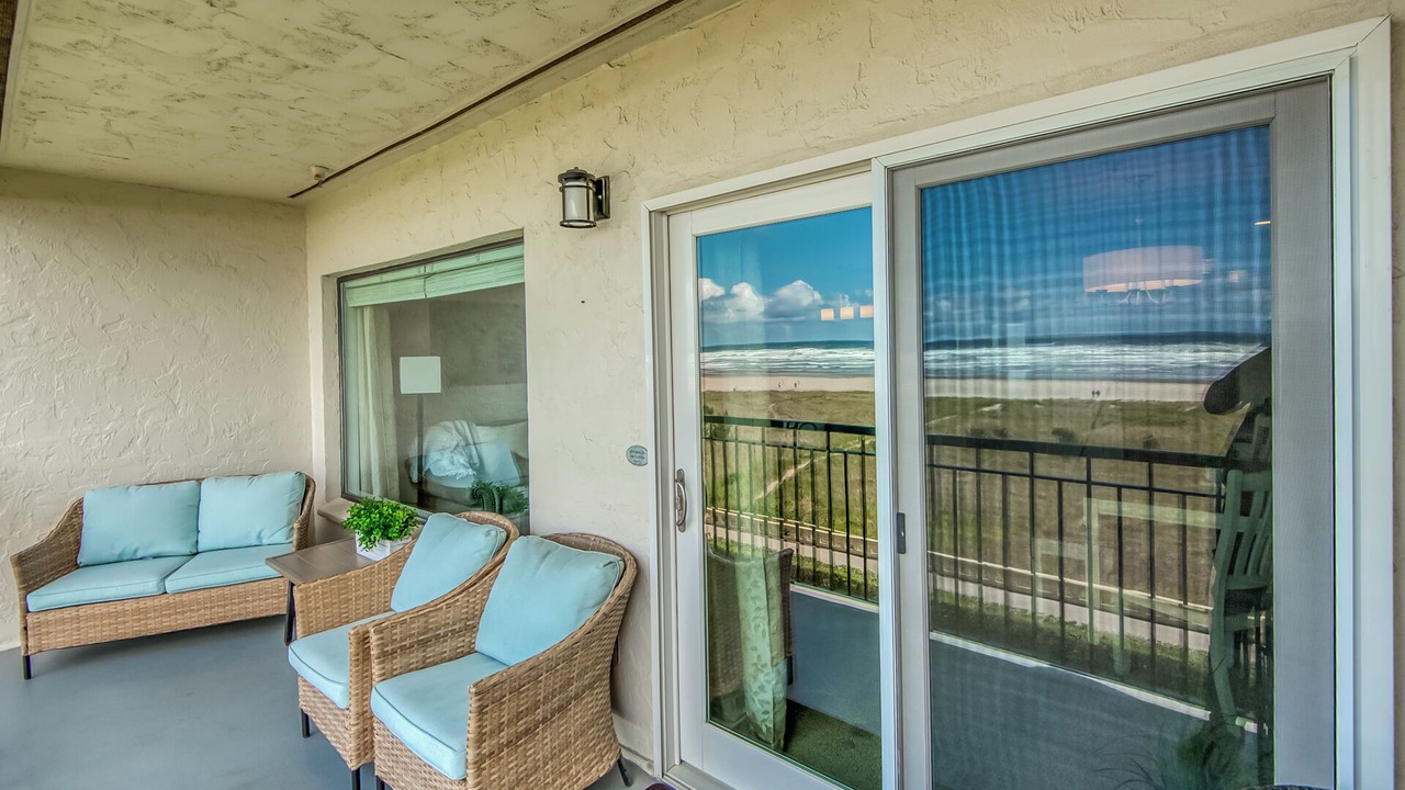 Photo of Patio Balcony in Seaside