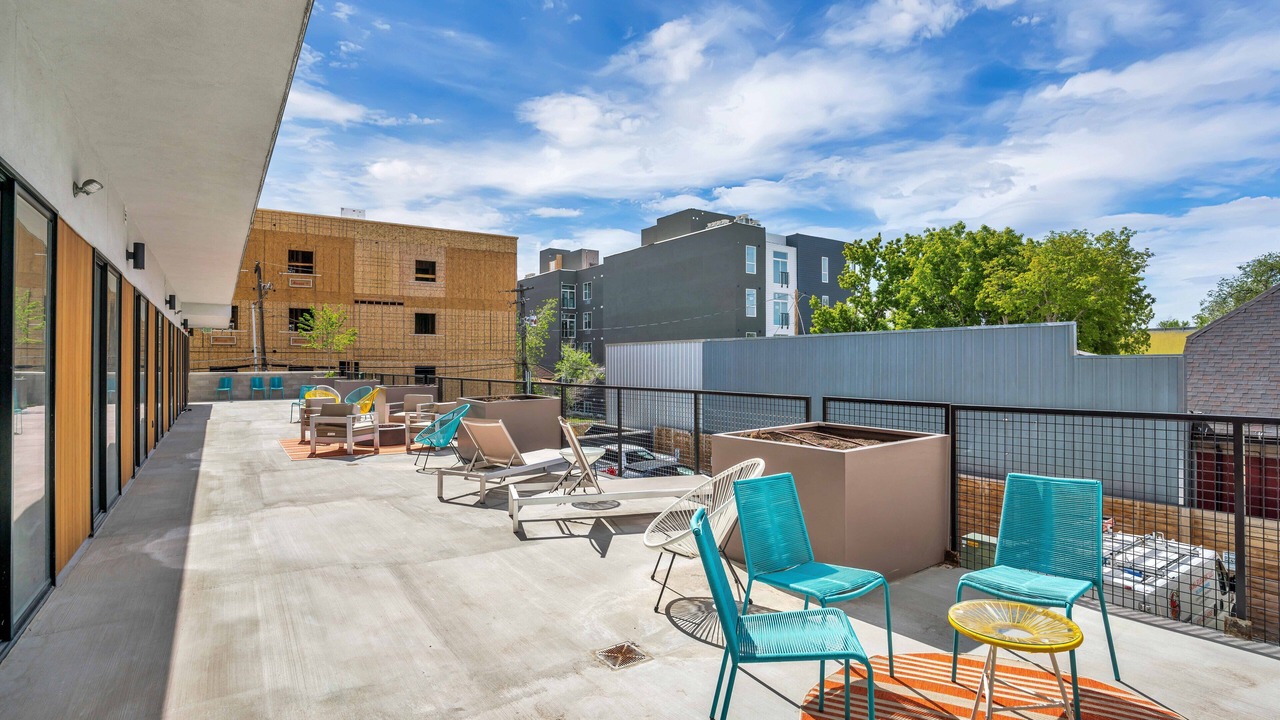 Photo of Patio Balcony in People's Freeway