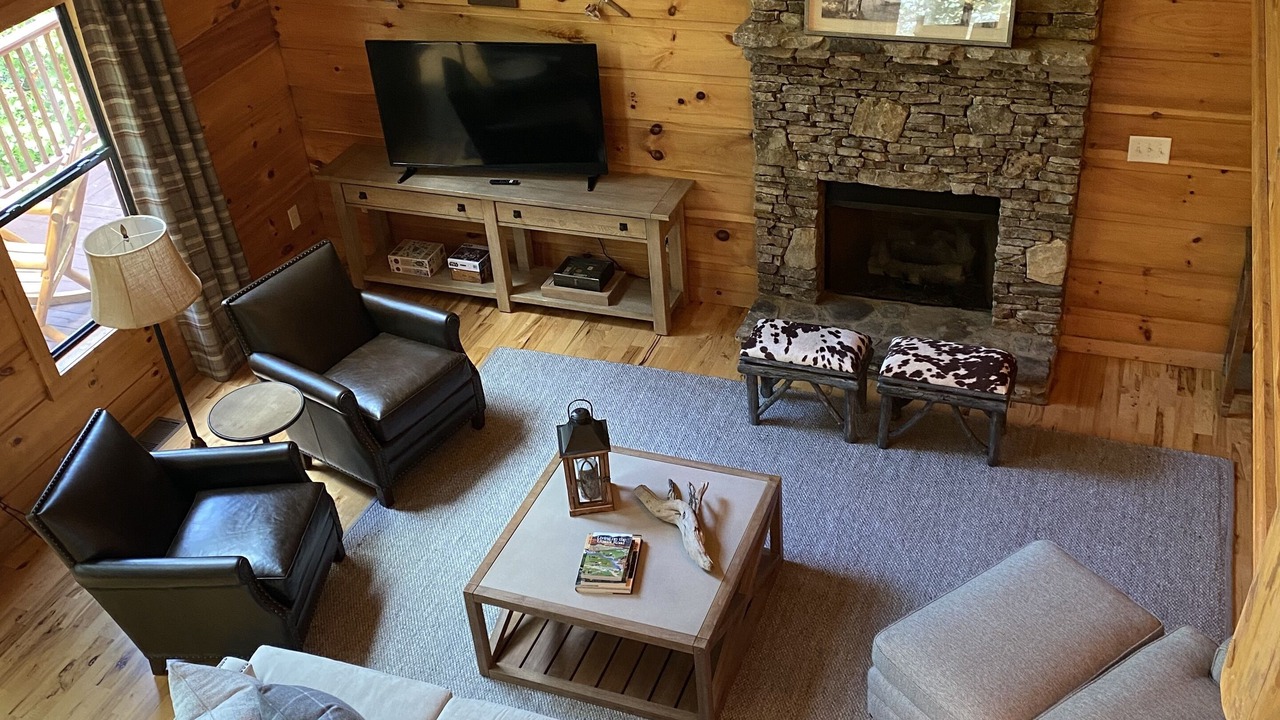 Photo of Livingroom in Clarkesville