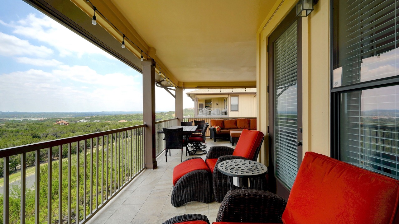 Photo of Patio Balcony in Jonestown