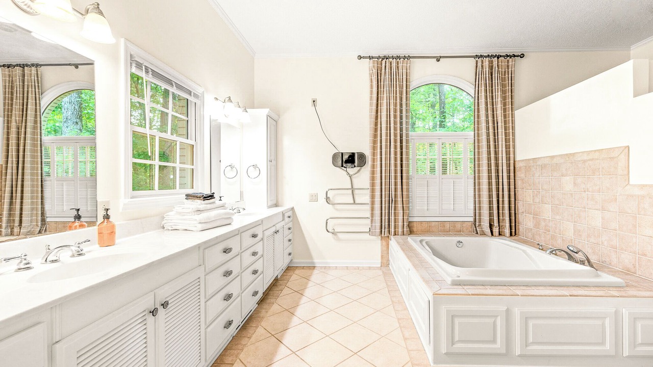 Photo of Bathroom in Sewanee