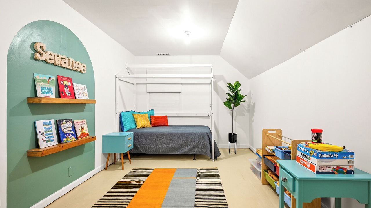 Photo of Bedroom in Sewanee